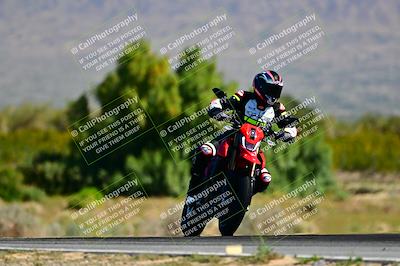 media/Mar-25-2024-Moto Forza (Mon) [[8d4319bd68]]/4-Novice Group/Session 2 (Turn 9 Entry)/